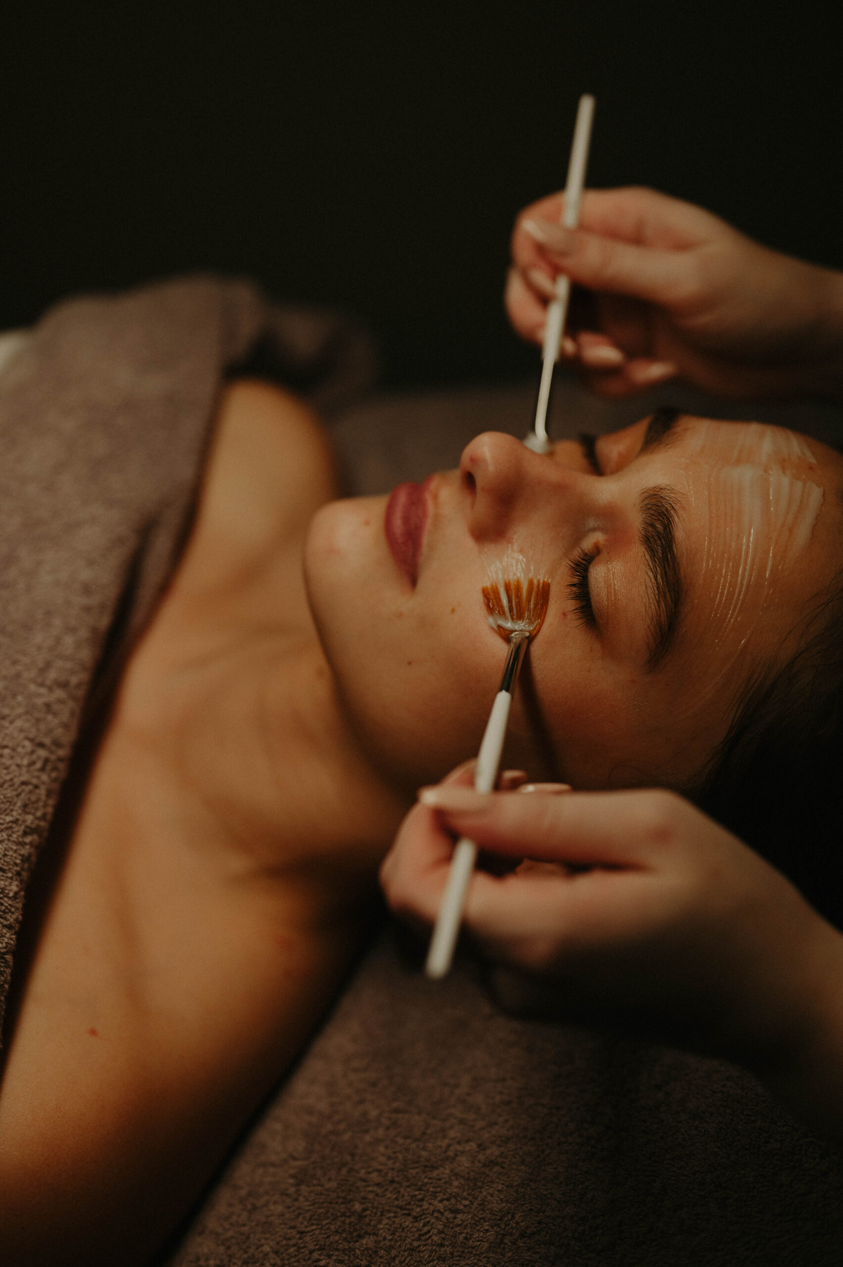 BioRePeel behandeling bij WINO beauty lab in Groningen – intensieve huidverbetering met fruitzuren en verzorgende peeling door huidspecialist Nathalie Wijma